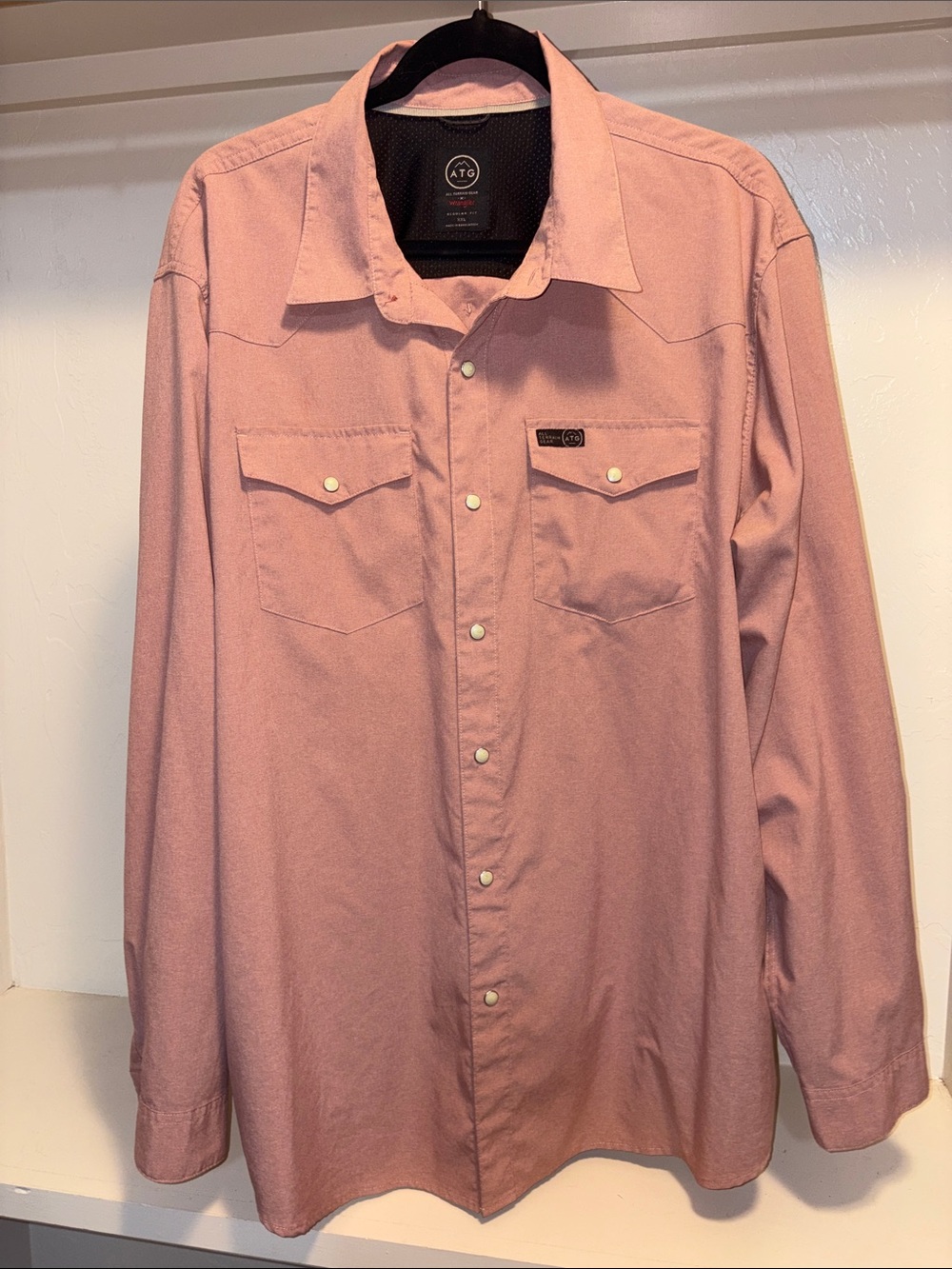 Wrangler Men's Dusty Rose Western Snap-Front Shirt